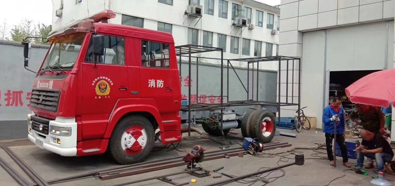 濟寧我公司給本地消防大隊改裝消防上裝系統4