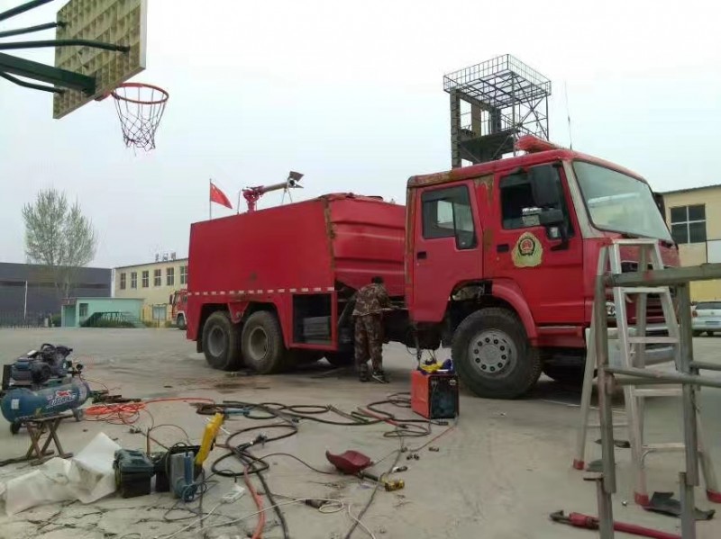 我公司為某消防大隊(duì)維修事故車輛。